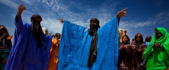 Tuareg Robe that hides the body movement