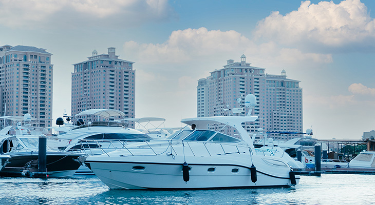 Oryx Yacht: 2 Hours Yacht Tour in Doha Sea