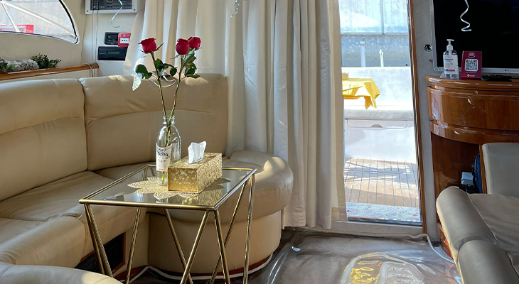 2 hours on Oryx Yacht for Celebrating Occasions in the Doha Sea 