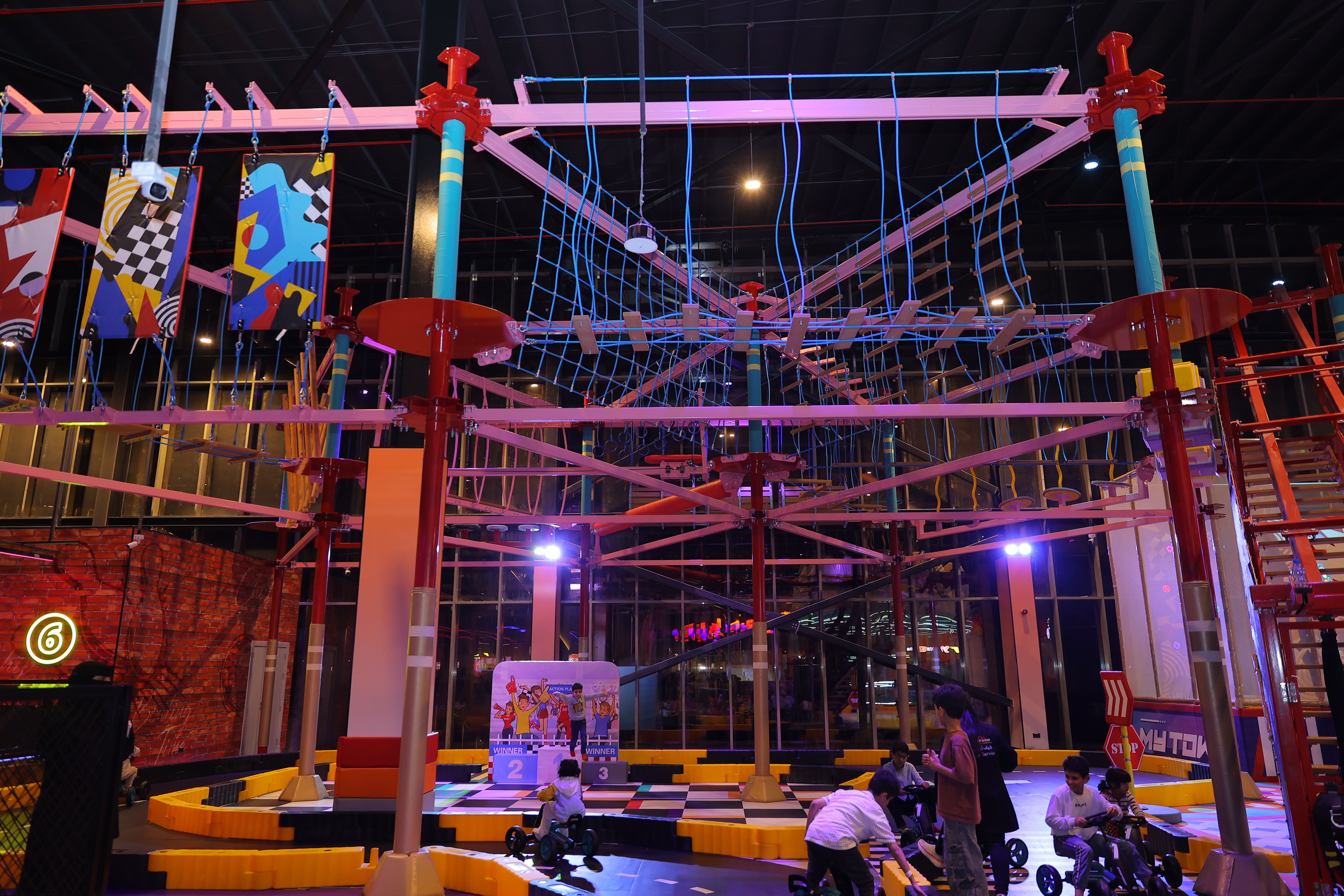 تذكرة دخول في أي وقت طوال اليوم إلى ماي تاون أبها مقابل 64 ريال سعودي فقط