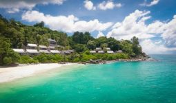 4 days at Carana beach, Seychelles