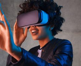 Enjoy a 60-minute Virtual Reality entertainment experience