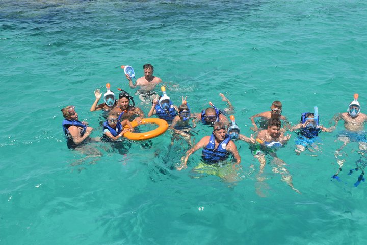 Snorkeling Sea Trip & Water Sport in Hurghada