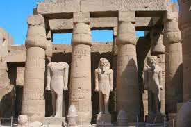 اكتشف مصر القديمة في الأقصر 