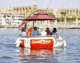 Stunning hour in the donut boat