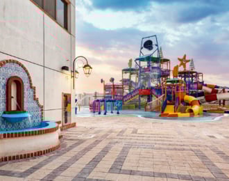 استمتع بوقتك في حديقة لوباجون المائية