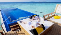 إقامة في فيلا ديلوكس بحمام سباحة داخلي بجزر المالديف
