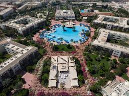 Enjoy a luxurious stay at Desert Rose Resort