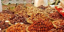 قم برحلة إلى سوق التمور السعودي