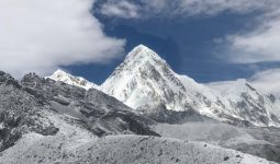 Everest Base Camp with Chola Pass & Gokyo