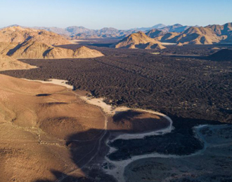 Enjoy an expedition trip to a volcanic area for one day