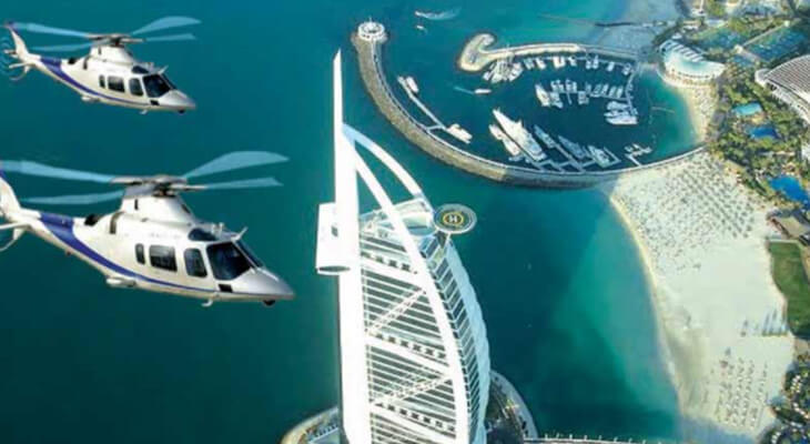 جولة هليكوبتر لمدة 12 دقيقة في سماء دبي 