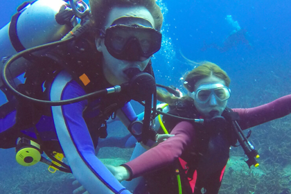 Diving in Half Moon Bay Khobar