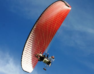 تجربة رائعة للطيران المظلي في وادي الفقير