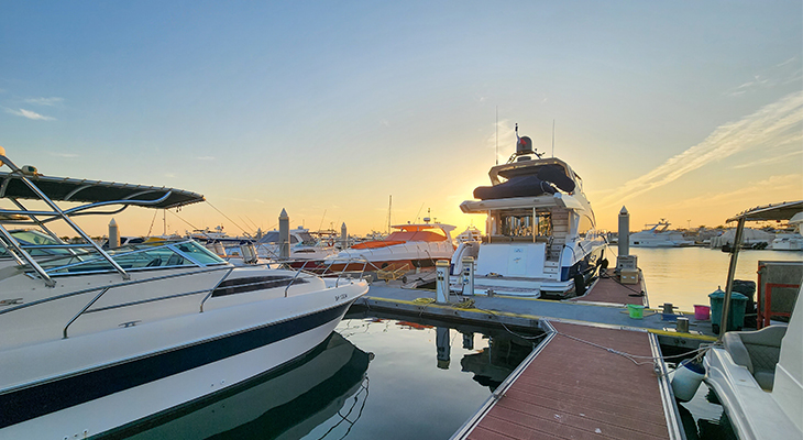 rent a yacht bahrain