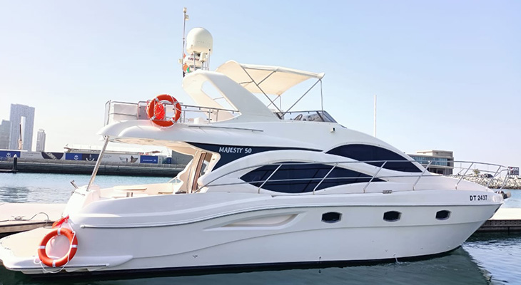 Dubai: 2 Hours Iftar Experience on Yacht 