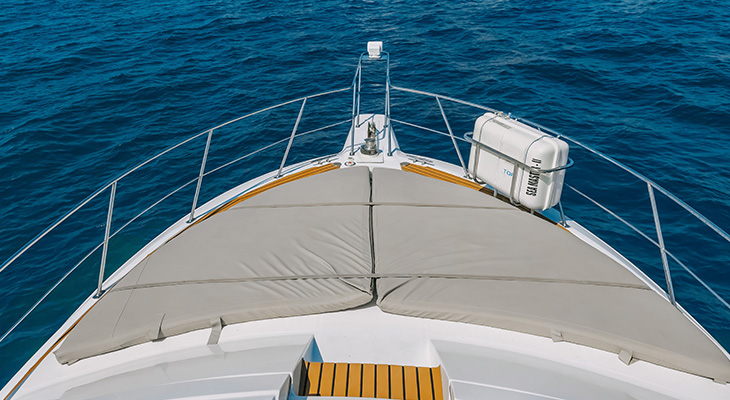 Yacht 45ft: 1 or 2 Hours Private Yacht Tour