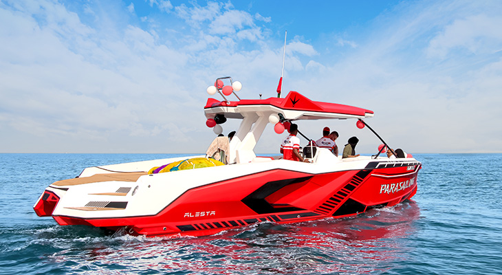 Ride The Luxury Speedboat  For An Hour With 13% Discount