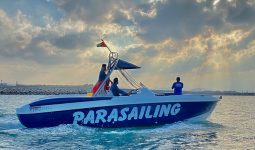 10 Min to Celebrate your Special Occasion During the Parasailing Tour 