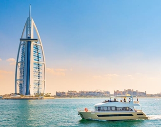 استئجار يخت في دبي مارينا