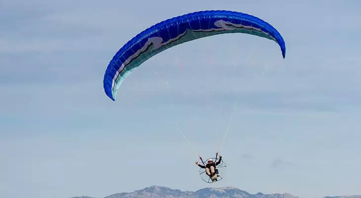 two people paragliding
