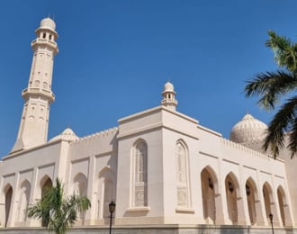 عمان: جولة في مدينة صلالة