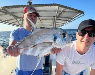 رحلة بقارب رويال كرافت لمدة 4 ساعات