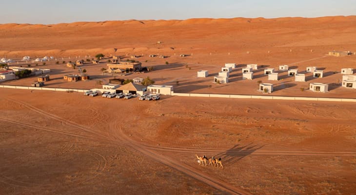 عمان: رحلة تخييم لمدة 10 ساعات في صحراء بدية