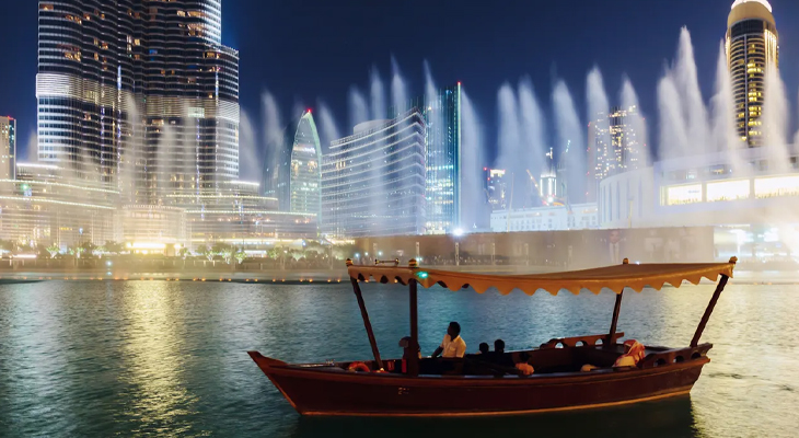 Dubai: 30-Minute Ride on Abra Boat at Burj Lake