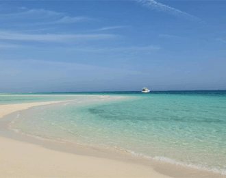 4-Hour Baby Yacht Trip at Jarada Island