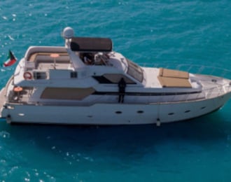 Kuwait Bay: 2-Hour Maiseen Yacht Cruise for Up to 15 Guests