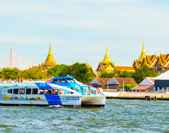Bangkok: Hop-On-Hop-Off Tour on Chao Phraya Tourist Boat