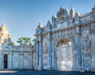 Skip The Line Ticket to Dolmabahce Palace with Audio Guide