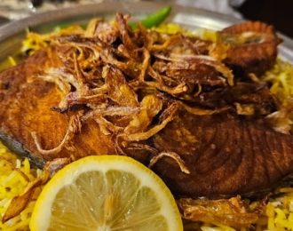 المأكولات الخليجية التقليدية في باب بوخوخة بالرياض